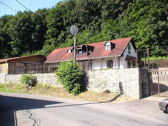 Na predaj: Rodinný dom s jedinečným príbehom a veľkým potenc