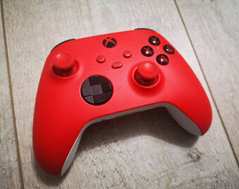 XBOX ONE ovladac original MICROSOFT PULSE-RED