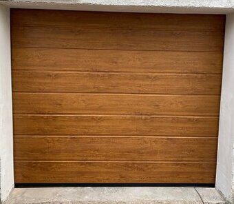 Úplne nová garážová brána vo farbe Zlatý dub - 2840x2245mm