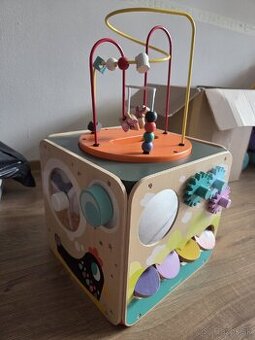 Aktivity kocka Janod