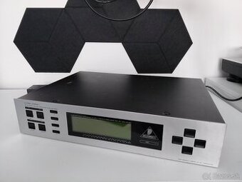 Behringer Ultracurve DSP 8000