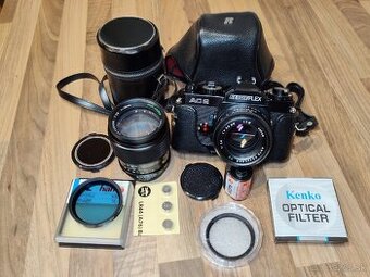 Kinofilm Revueflex AC-2 + objektivy 50/1.4 + 135/2.8