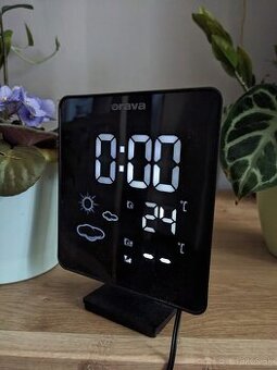 Digitálna meteostanica s budíkom a bezdrôtovým senzorom