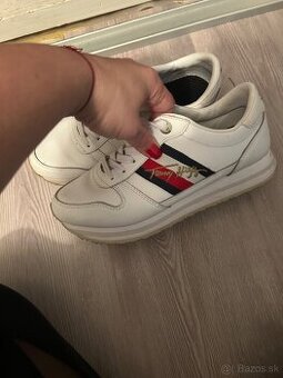 Tommy Hilfiger tenisky