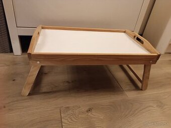 Servírovací podnos do postele