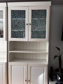 Predám dve vitrínky  + stolík pod TV