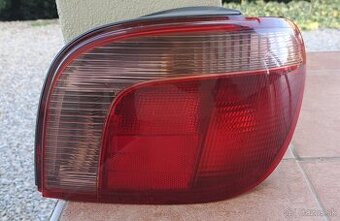 Zadne svetla ,svetlo Toyota Yaris ,original Toyota