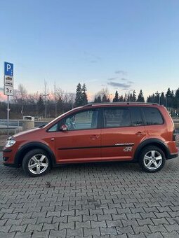 Volkswagen Touran 2.0 TDI cross