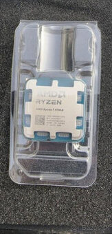 AMD Ryzen 7 9700X