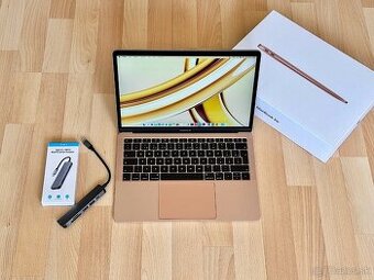 MacBook Air 13" Gold, TOP STAV, Výdrž batérie 6 hod.