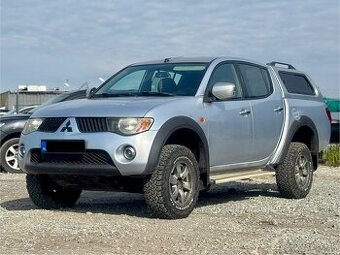 Mitsubishi L200 2.5 DI-D Double Cab Super Select
