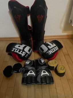 box MMA rukavice chrániče