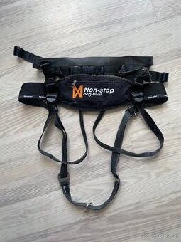 Non-stop dogwear opsok na behanie alebo turistiku