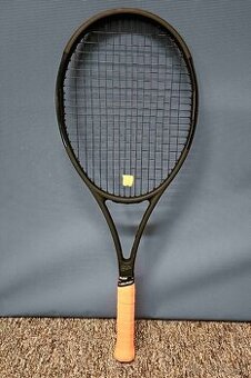 Predám 2 ks tenisové rakety Wilson Pro Staff RF97