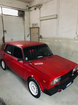 LADA 2105