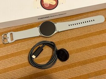 Samsung Galaxy watch 7 40mm - Ako nové