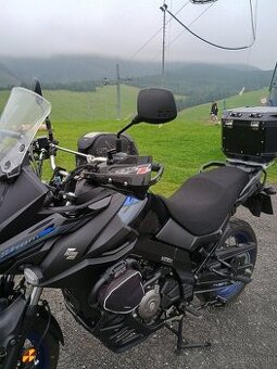 Suzuki DL650 V-strom XT 2022
