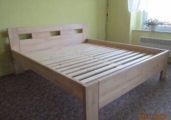 Manzelska bukova postel