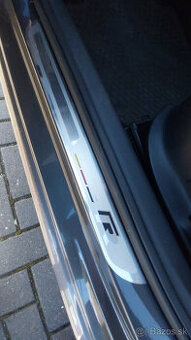 R-LINE prahové lišty VOLKSWAGEN