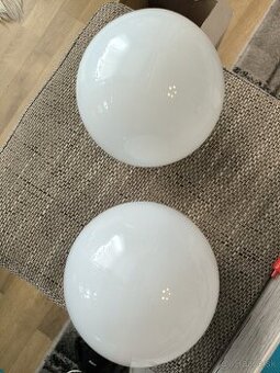 Predám staršie lampy.