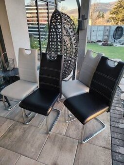 Jedálenské stoličky