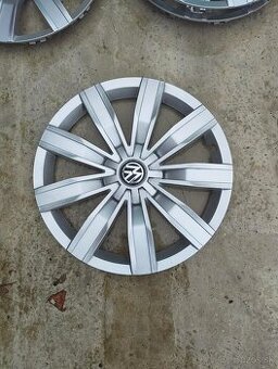 Predám originálne puklice Volkswagen / Škoda