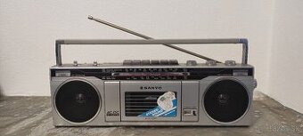 Sanyo M7000KA radiomagnetofón - 1