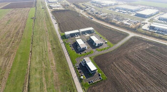 Na predaj 4 priemyselné pozemky so stavebným povolením pri T