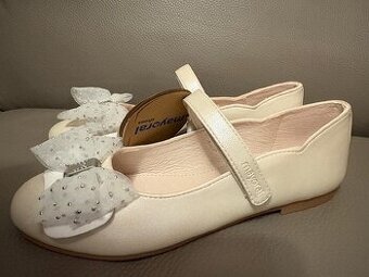 Mayoral detské  topanky c.34 nové