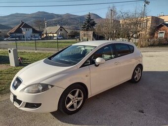 SEAT LEON 1.4 BENZIN 63 KW NAJ.167000 KM ROK VÝROBY 2009