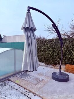 Záhradný slnečník