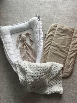 Hniezdo, kolotoč, mojkačik zajačik, podložka na prebaľovak