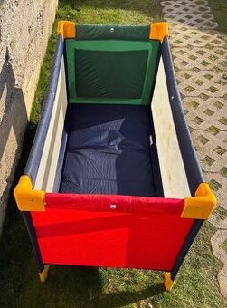 Detska cestovna skladacia postielka a matrac skladaci