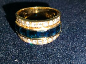 Cca 100 rocny zlaty damsky prsten Diamanty a safiry