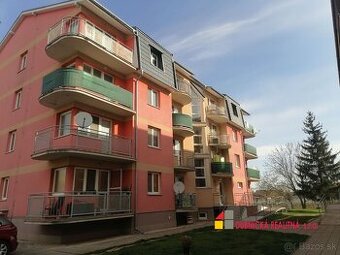 REZERVOVANÉ - Na predaj - 3 izbový byt v Trenčianskych Stank
