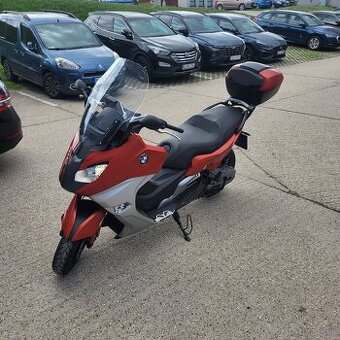 BMW C650 SPORT 2018 vo výbornom stave