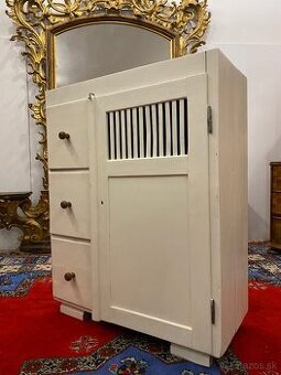 Stará potravinová skrinka - špajzka, top stav, V115xS90xH42