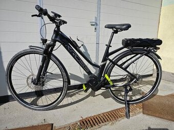 Dámsky elektrobicykel Kross Shimano Steps
