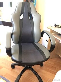 Kancelárske kreslo