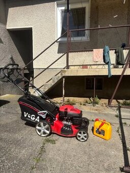 Benzínová kosačka VeGA OHV139 5.0 – dobrý stav