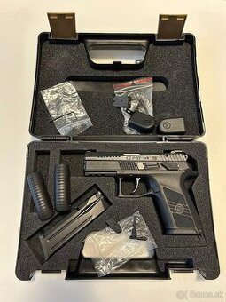 CZ P07