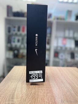 Apple Watch 7 45mm Starlight NIKE