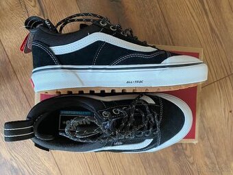 Vans 37