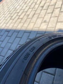 Barum Polaris 5 225/40 R18 92V