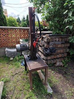 Predám stiepačku na drevo