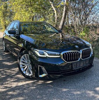 BMW 518D TOURING LUXURY LINE 108TISIC KM FULL LED 360°KAMERA