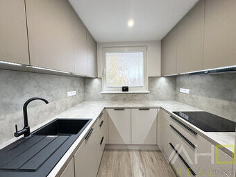 NA PREDAJ: Štýlový, kompletne zrekonštruovaný 3-izbový byt n