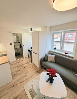 PREDÁM INVESTIČNÝ TEHLOVÝ BYT V " MALÁ PRAHA " V KOŠICIACH