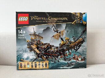 71042 LEGO Pirates of the Caribbean Silent Mary - 1