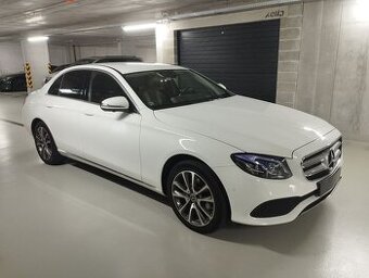 Mercedes Benz E 220D AT, rok 2017